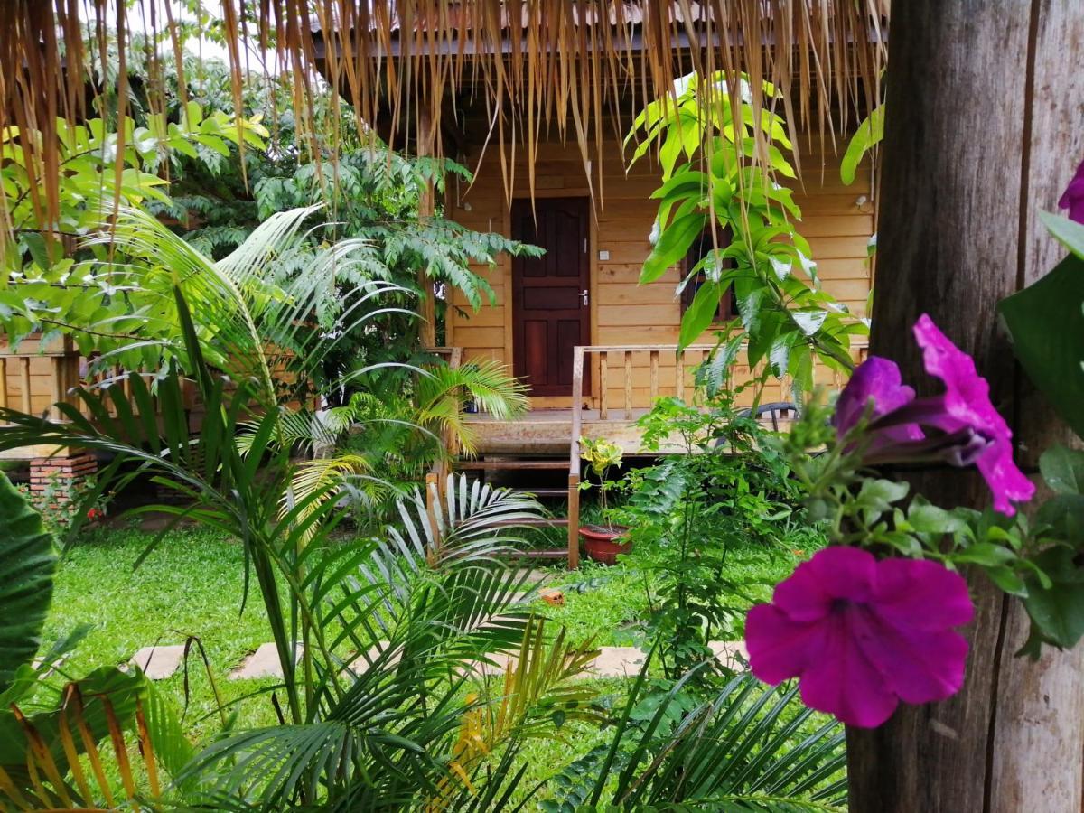 The Hidden Oasis Bungalows Кампот Экстерьер фото